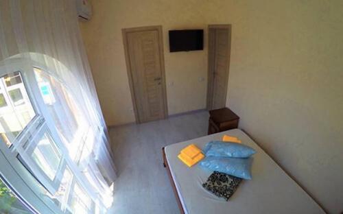 2-х местные, двуспальная кровать, Гостевой дом "Континенталь" Анапа